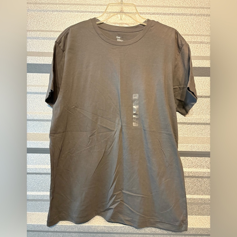 GAP Men's Charcoal Short Sleeve Tee